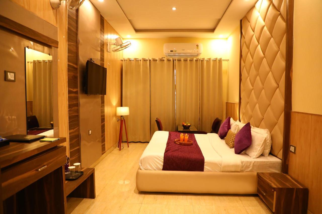 Perfectstayz Premium @harkipauri Road Haridwar