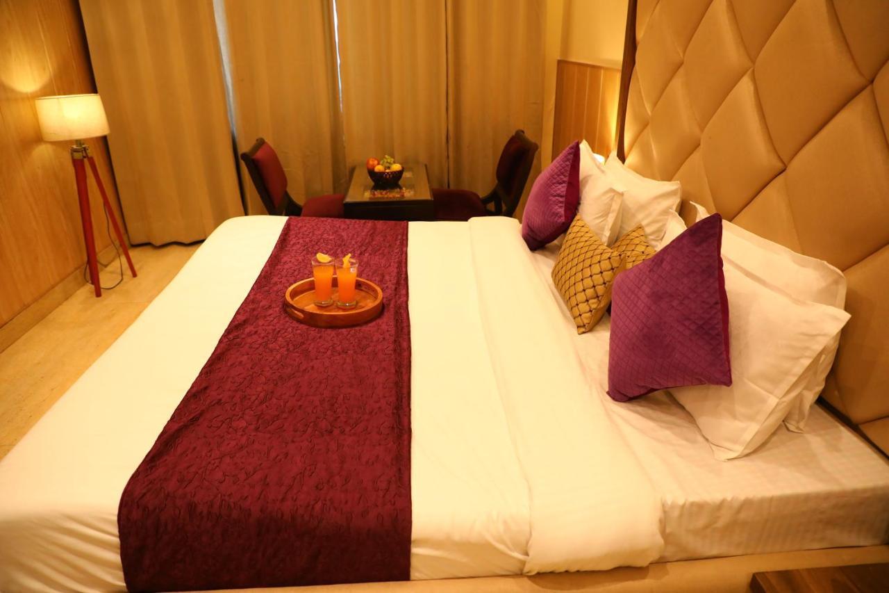 Hotel Perfectstayz Premium @harkipauri Road 3*